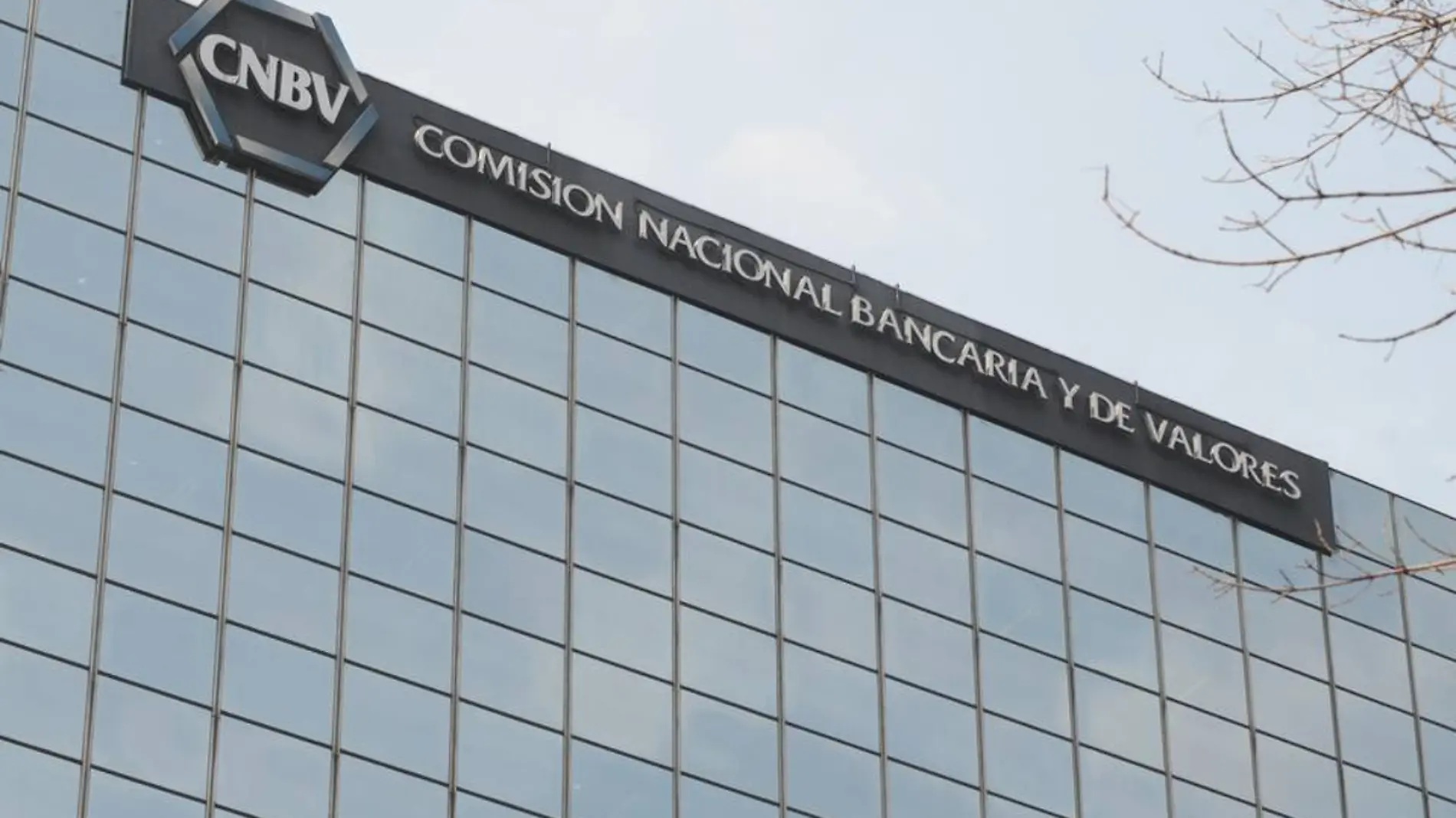 Comisi´pon Nacional bancaraia